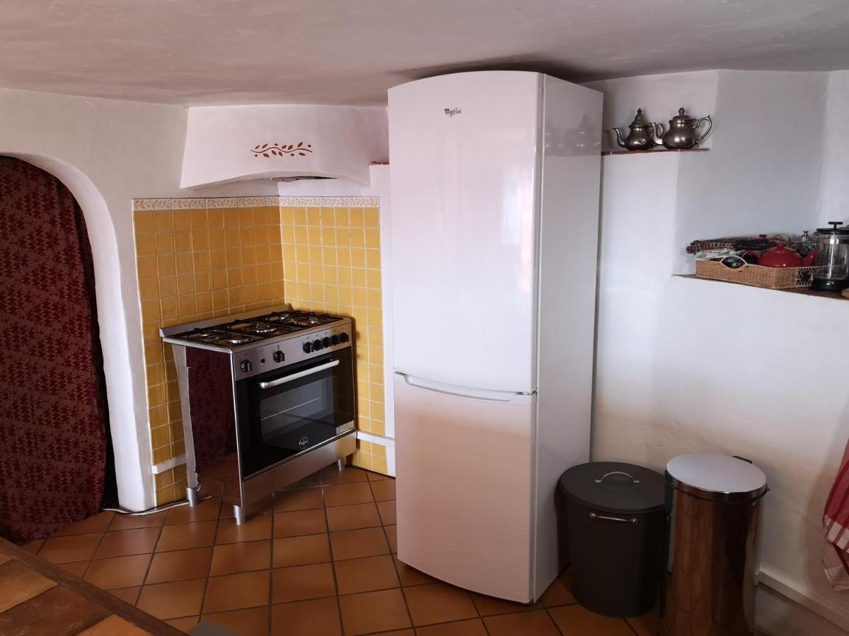 Chambres D'Hotes Gite Saint Roch Tuchan Ngoại thất bức ảnh